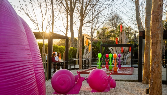 Giant pink snail sculptures at Sculptureum